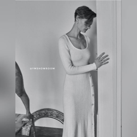 MANGO Flare sweater dress NWT - Picture 5 of 11